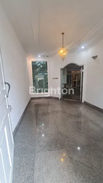 image RUMAH BESAR SIAP HUNI DI JANUR ELOK (4)