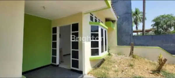 image RUMAH CITRALAND TAMAN INTERNATIONAL VILLAGE I SURABAYA (2)