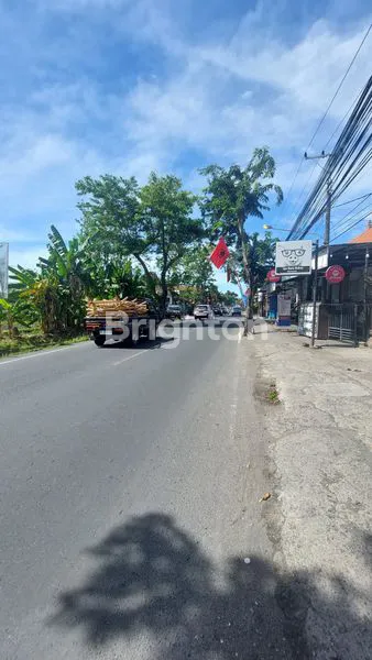 image TANAH SELUAS 43,5 ARE DI JALAN RAYA KEROBOKAN (3)