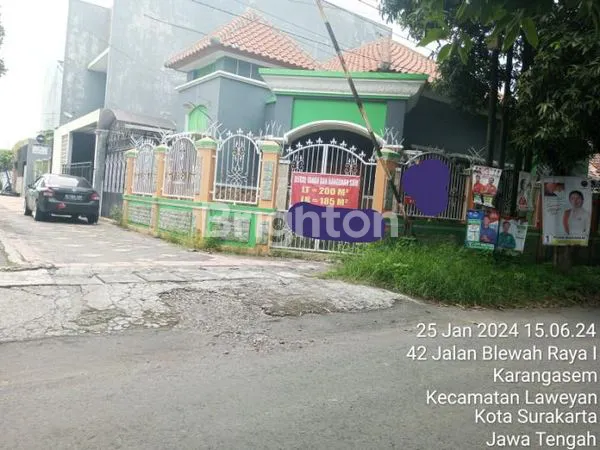 RUMAH HOOK SIAP PAKAI DI PERUMAHAN DEKAT DENGAN KAMPUS UMS