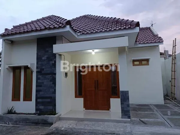image RUMAH DI GENTAN SOLO (1)