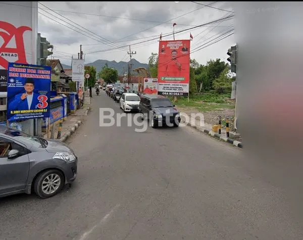 image TANAH LUAS DI PEREMPATAN MOJOROTO KAB KEDIRI (2)