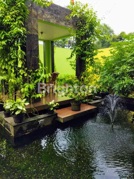 image RUMAH CLASIC MODERN LUXURY DI BSD TANGERANG (1)