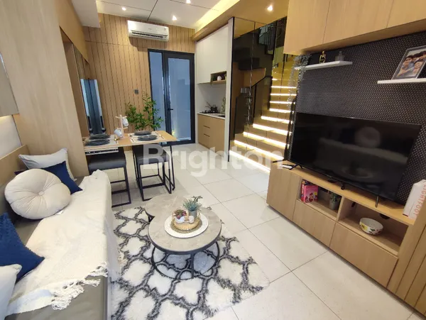 image RUMAH BARU GAYA MINIMALIS 2 LANTAI DI PARKSPRING GADING JAKARTA UTARA (2)