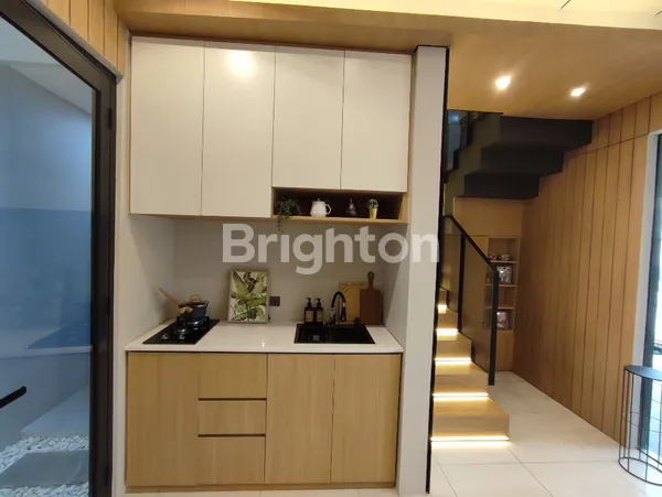 image RUMAH BARU GAYA MINIMALIS 2 LANTAI DI PARKSPRING GADING JAKARTA UTARA (4)