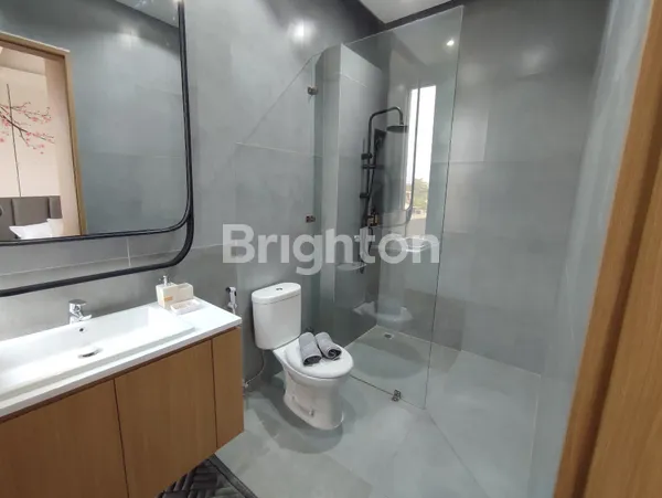 image RUMAH BARU GAYA MINIMALIS 2 LANTAI DI PARKSPRING GADING JAKARTA UTARA (7)