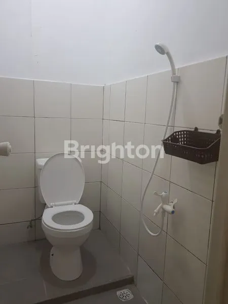 image RUMAH SIAP HUNI HOMESTAY SINGOSARI SEMARANG SELATAN (3)