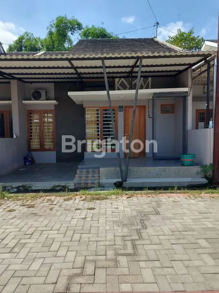 image RUMAH SIAP HUNI CENTRAL PARK SOLO BARU (8)