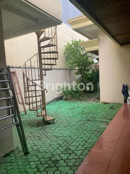 image RUMAH HOOK SIAP HUNI DI DARMO BARU BARAT  (7)