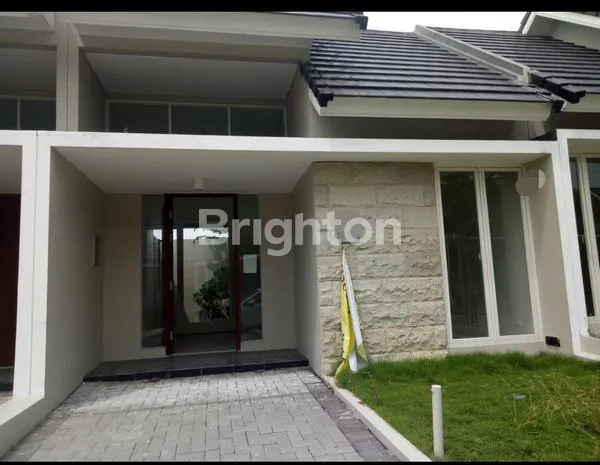 image RUMAH BARU DI CITRALAND UTARA DI SURABAYA BARAT (1)