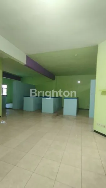 image RUKO 2 LANTAI LEBAR 9,5M DI DEKAT GUDANG GARAM, KEDIRI (2)