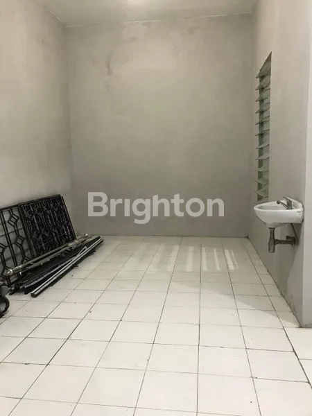 image RUMAH KOSONGAN DI LINGKUNGAN PERUMAHAN TLOGO MUKTI PEDURUNGAN - SEMARANG (6)