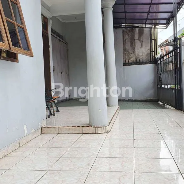 image RUMAH 1 LANTAI PLUS RUANG CUCI JEMURAN DI LANTAI ATAS. (2)