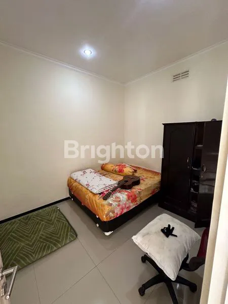 image RUMAH CANTIK 2 LANTAI JUAL TASIKMADU MALANG (4)