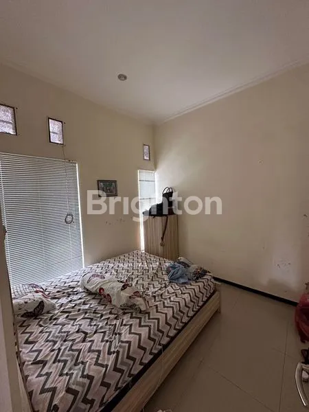 image RUMAH CANTIK 2 LANTAI JUAL TASIKMADU MALANG (6)