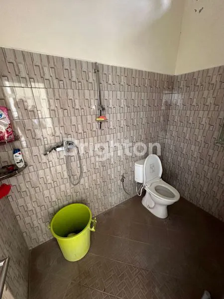 image RUMAH CANTIK 2 LANTAI JUAL TASIKMADU MALANG (7)