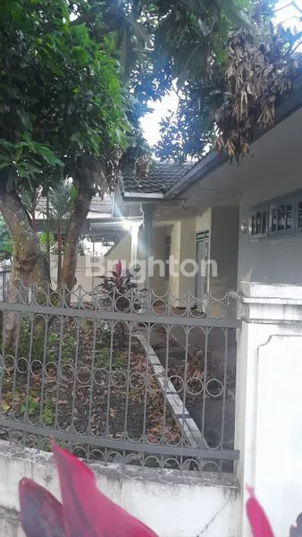 image RUMAH POJOK TERAWAT DI DIRGANTARA PERMAI SAWOJAJAR KOTA MALANG (2)