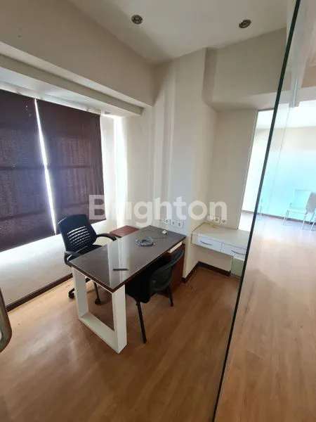 image APARTEMEN WATERPLACE 3 BR (8)