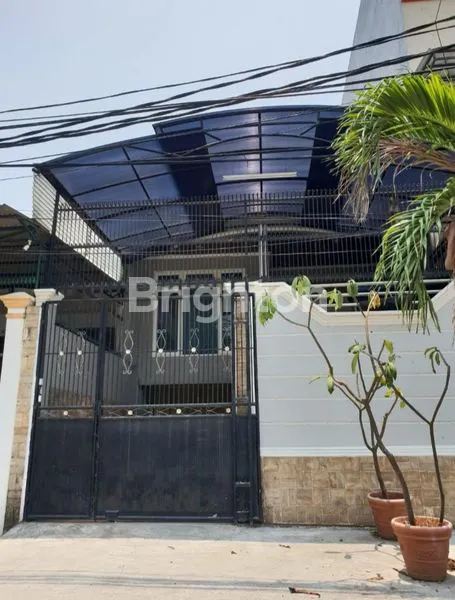 image RUMAH MEWAH DAN RAPIH TELUK GONG FULL 3 LT BANGUNAN, JAKARTA BARAT  (8)