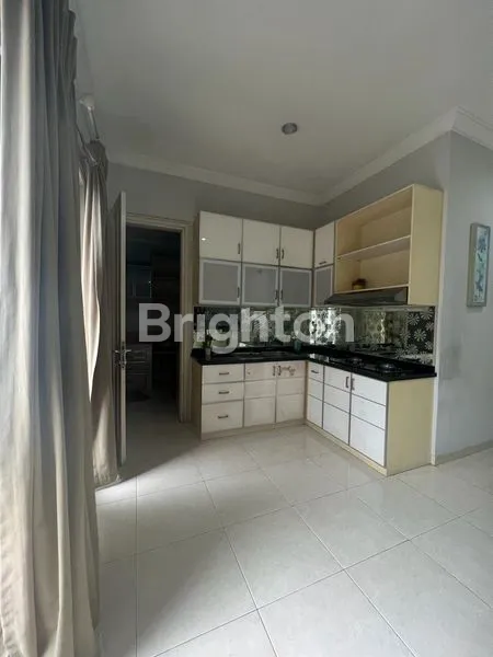 image RUMAH SUTERA ONYX ALAM SUTERA (6)