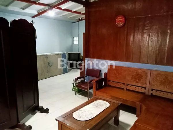 image RUMAH DI NUSUKAN SOLO (6)