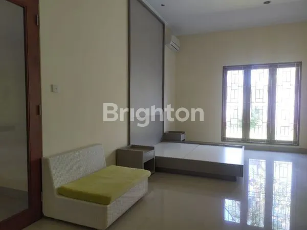 image RUMAH DENGAN TANAH SUPER LUAS DAN MURAH (2)