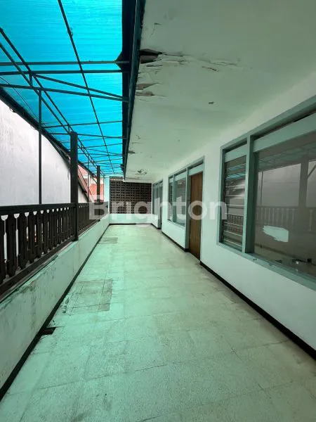 image RUMAH CIAMIK NOL JALAN DI KAWASAN ALUN ALUN KOTA BATU (6)