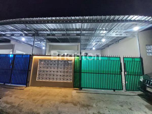 image RUMAH BARU SIAP HUNI DIJUAL DI PERUMAHAN RATINDO (1)