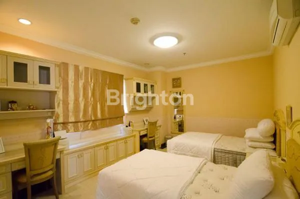 image APARTEMEN MEWAH PENTHOUSE KEDOYA ELOK FULL FURNISHED CANTIK 2 LANTAI 4BR, SANGAT RAPI & TERAWAT (5)