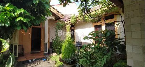 image RUMAH MURAH DILOKASI PREMIUM TENGAH KOTA TURUN HARGA (7)
