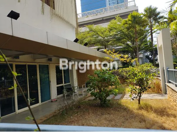 APARTEMEN KENSINGTON MEWAH ( FURNISH ) KELAPA GADING