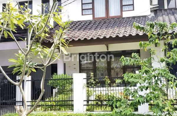 RUMAH TINGKAT BINTARO JAYA SEKTOR 9 TANGERANG SELATAN