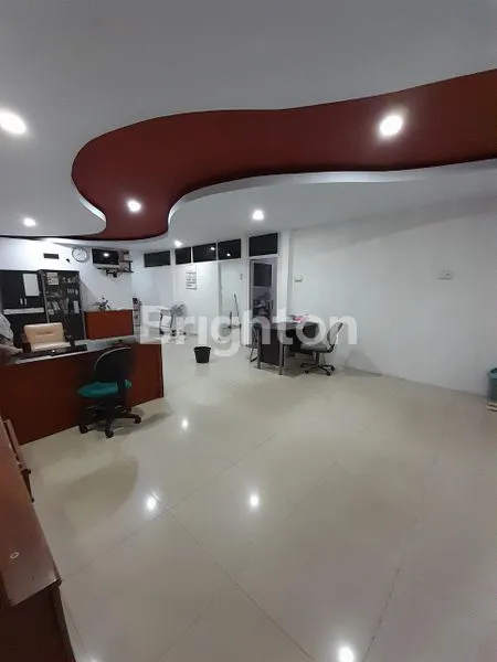 image RUMAH BEKAS KANTOR DALAM KOTA (3)