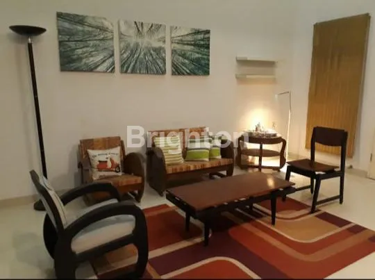 image RUMAH MEWAH COZY 2 LANTAI DI JAKARTA SELATAN. (8)