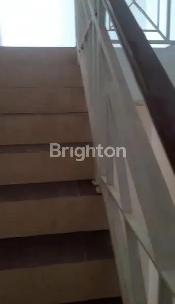 image RUKO 2 LANTAI LOKASI SANGAT STRATEGIS DI JAKARTA SELATAN (7)