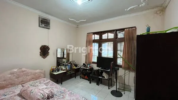 image RUMAH DENGAN HALAMAN LUAS DAN ASRI DI TENGAH KOTA GIANYAR (8)