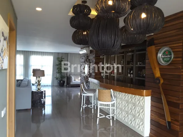image VILLA MEWAH MODERN PECATU BALI SIAP PAKAI DEKAT PANTAI DAN TEMPAT PARIWISATA (7)