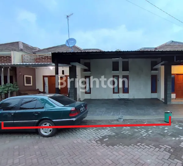 image RUMAH BAGUS SIAP HUNI JUAL MURAH DI SOLO GENTAN SUKOHARJO (4)