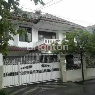 image RUMAH NYAMAN MEWAH LINGKUNGAN ASRI DI RAYA KLAMPIS ANOM (1)