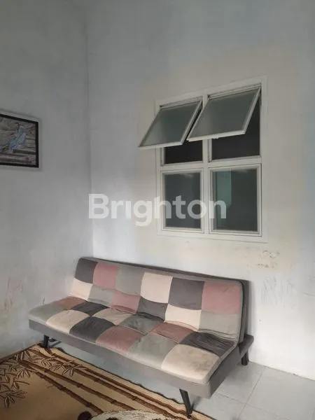 image RUMAH ISTANA TEGAL BESAR 1.5 LANTAI (4)