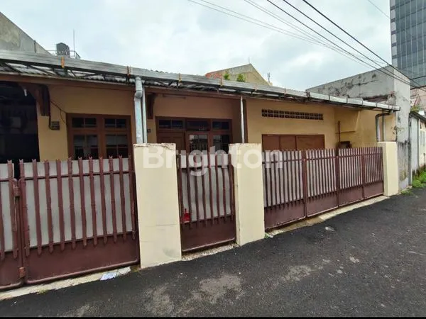 image RUMAH 2 LANTAI DI CAWANG LINGKUNGAN NYAMAN DAN AMAN (5)