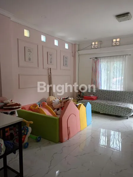 image RUMAH LUAS POSISI HOOK (1)