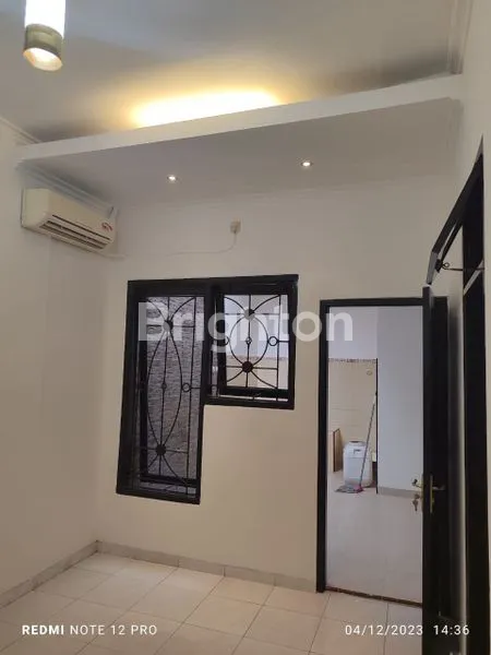 image RUMAH 1 LANTAI KONSTRUKSI UNTUK 2 LANTAI SIAP HUNI SAMPANGAN GAJAHMUNGKUR SEMARANG BARAT (2)