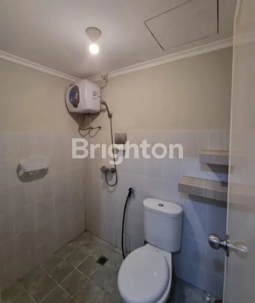 image NEW APARTEMEN PUNCAK DHARMAHUSADA STUDIO, FULL FURNISHED, LANTAI RENDAH (6)