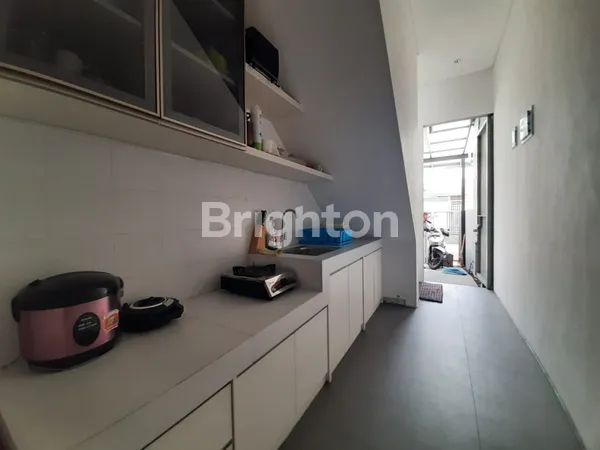 image FULL FURNISH 2 LANTAI RUMAH DARMO PERMAI !! (8)