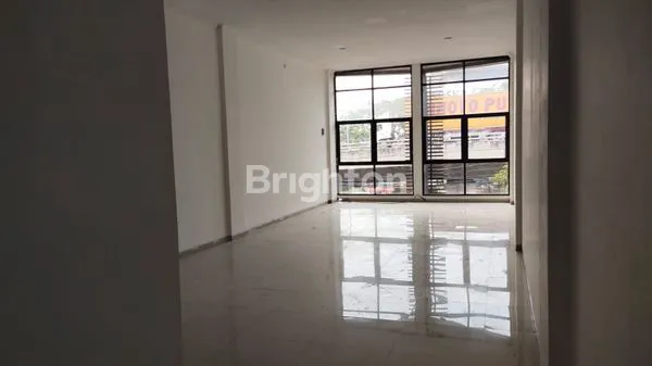 image RUKO 3 LANTAI SIAP PAKAI DI SILIWANGI (7)