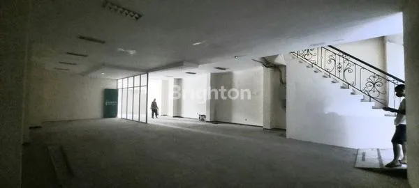 image RUKO 2 LANTAI STRATEGIS DI PANDANARAN (2)