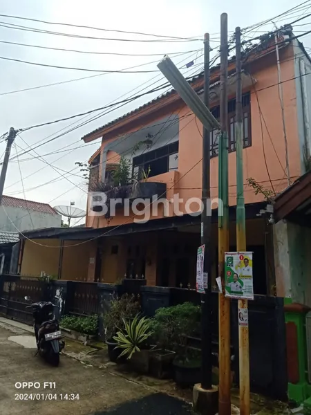 image RUMAH 2 LANTAI DI PERUMAHAN KOTA DEPOK (2)