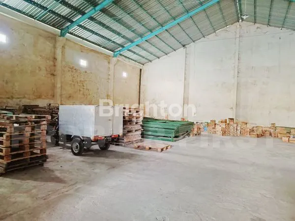 image GUDANG DI TUGUREJO KABUPATEN KEDIRI (8)
