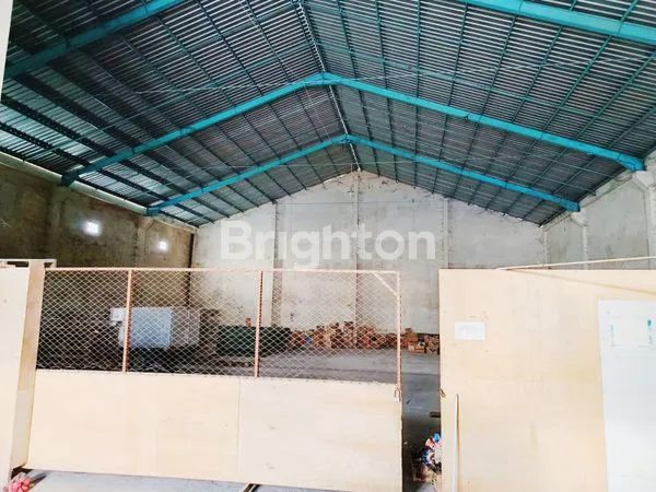 image GUDANG DI TUGUREJO KABUPATEN KEDIRI (2)